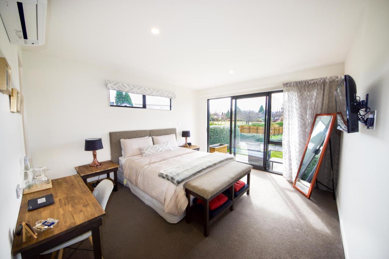 Copper Beech Wanaka - Luxury Accommodation Exterior photo