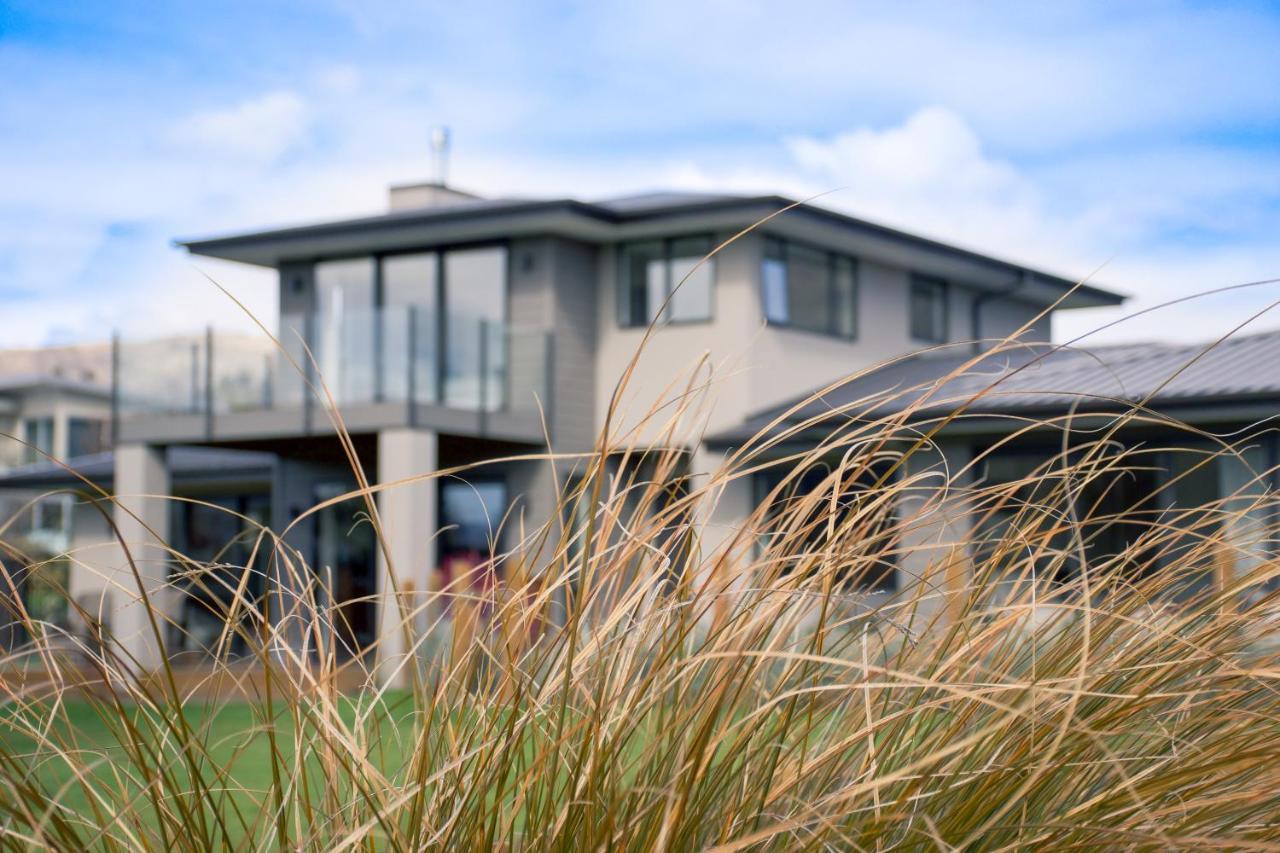 Copper Beech Wanaka - Luxury Accommodation Exterior photo